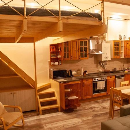 Western Apartman Budapest Eksteriør billede