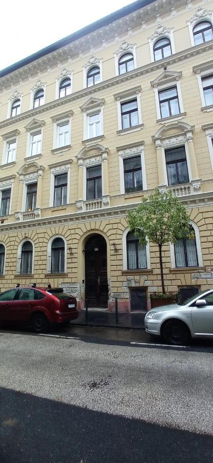 Western Apartman Budapest Eksteriør billede