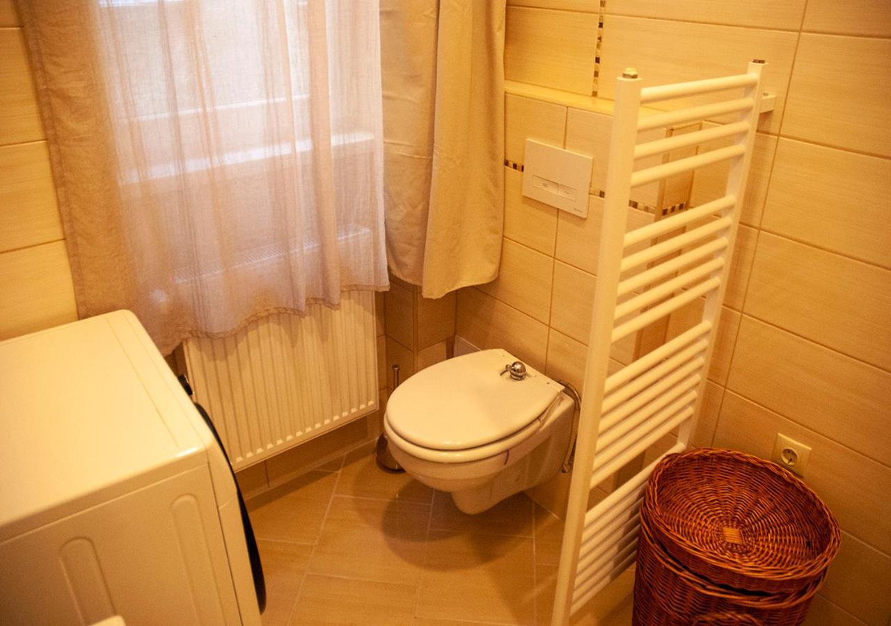 Western Apartman Budapest Eksteriør billede