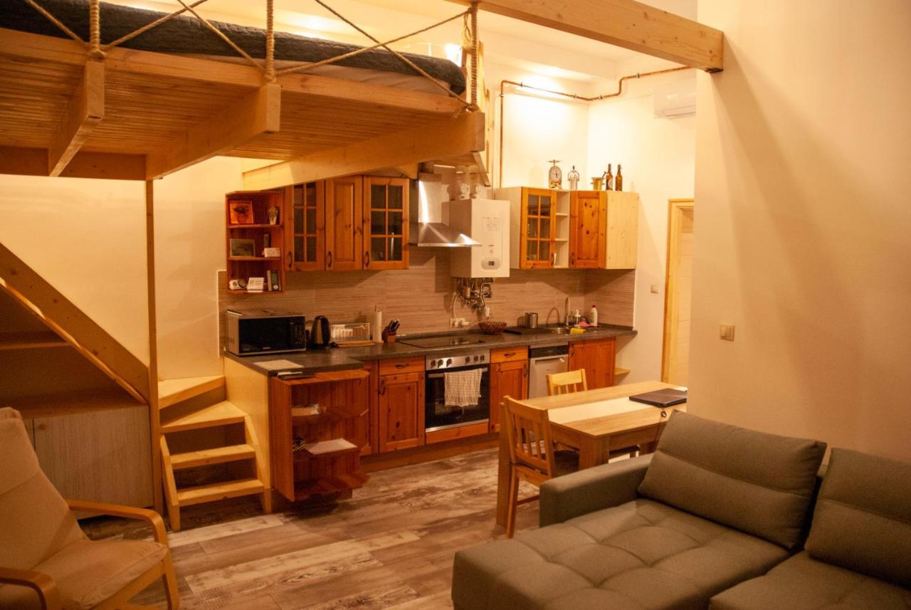 Western Apartman Budapest Eksteriør billede